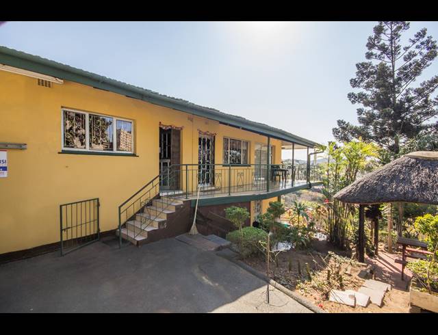 4 BEDROOM HOUSE FOR SALE IN RESERVOIR HILLS